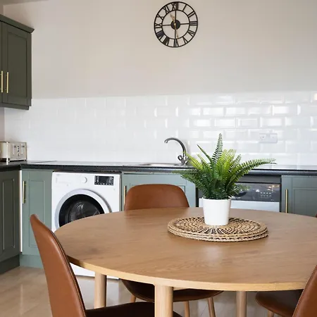 Stay By The Sea Salthill - Entire Apartment Galway Exterior photo